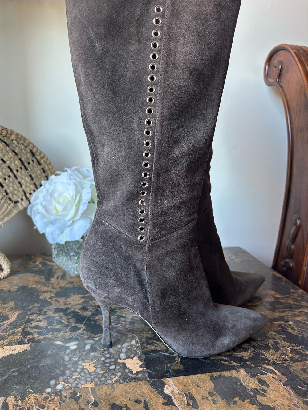 Suede Pointed-Toe Stiletto Knee-High Boots in Gray